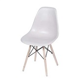 Cadeira Eames com Base de Madeira Branca Fendi 1 UN OR Design