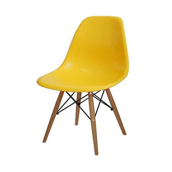 Cadeira Eames em Polipropileno Base Madeira Amarela OR Design